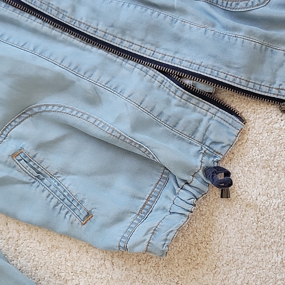 Forever 21 Hooded Chambray Jacket - Picture 3 of 5